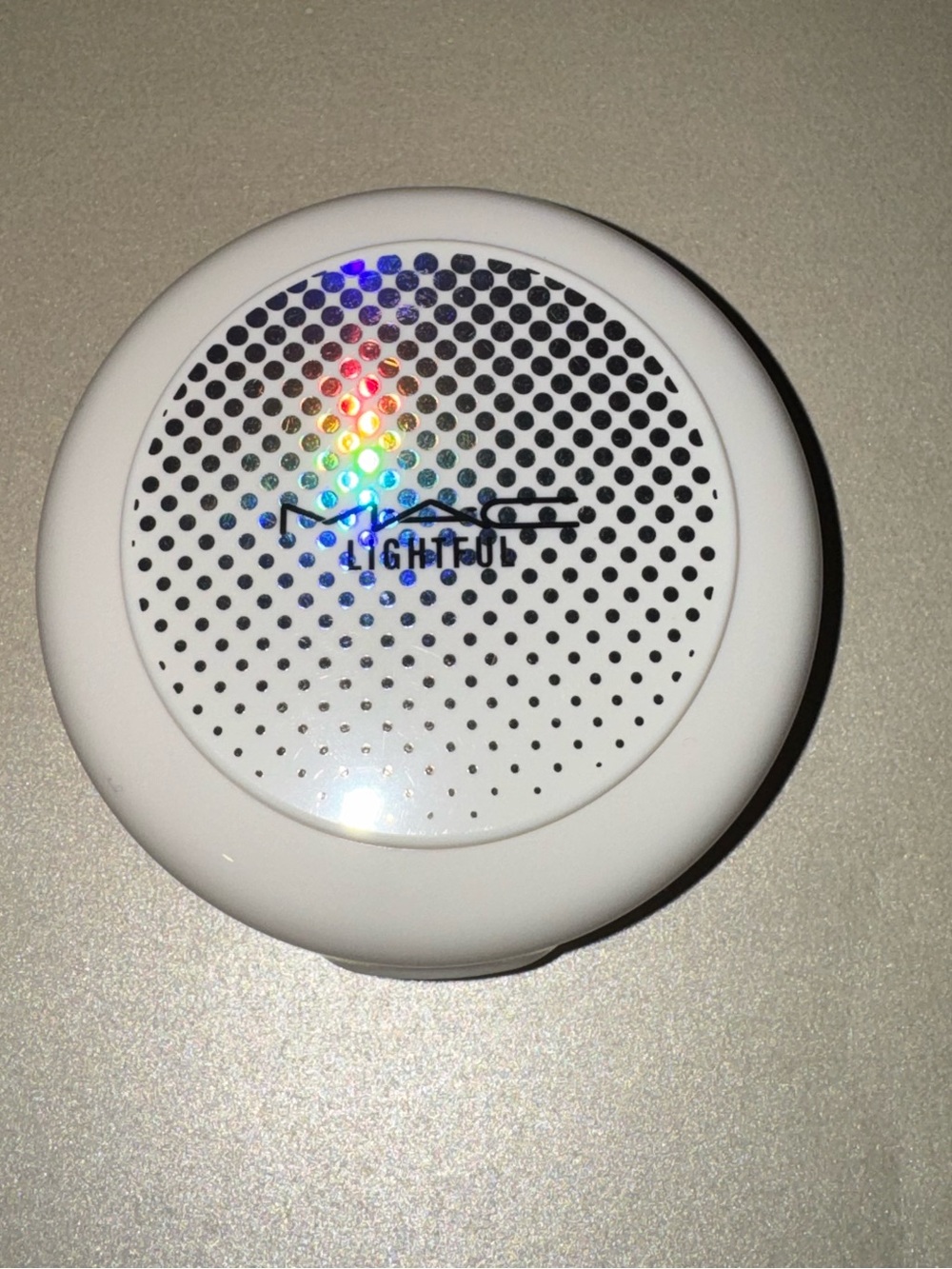 MAC Lightful Compact Only-Rare
